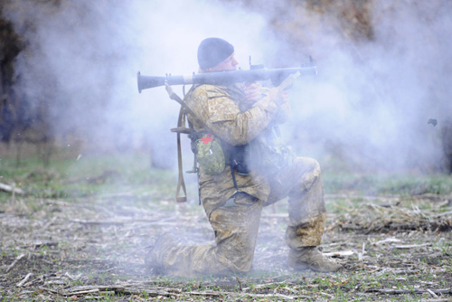 Donetsk và Lugansk có thể "trở lại" Ukraine? 